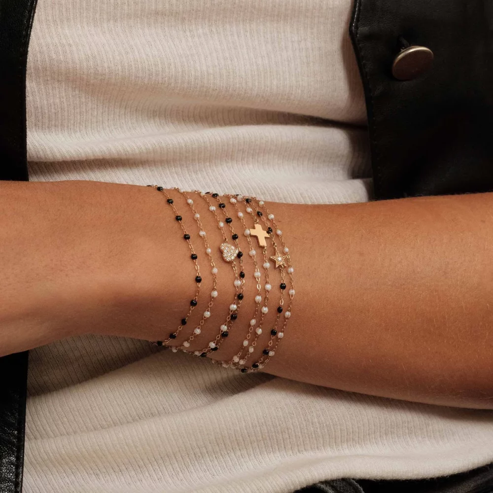 Gigi Clozeau - Bracelet or rose résine blanche, cœur diamants In Love – Image 2