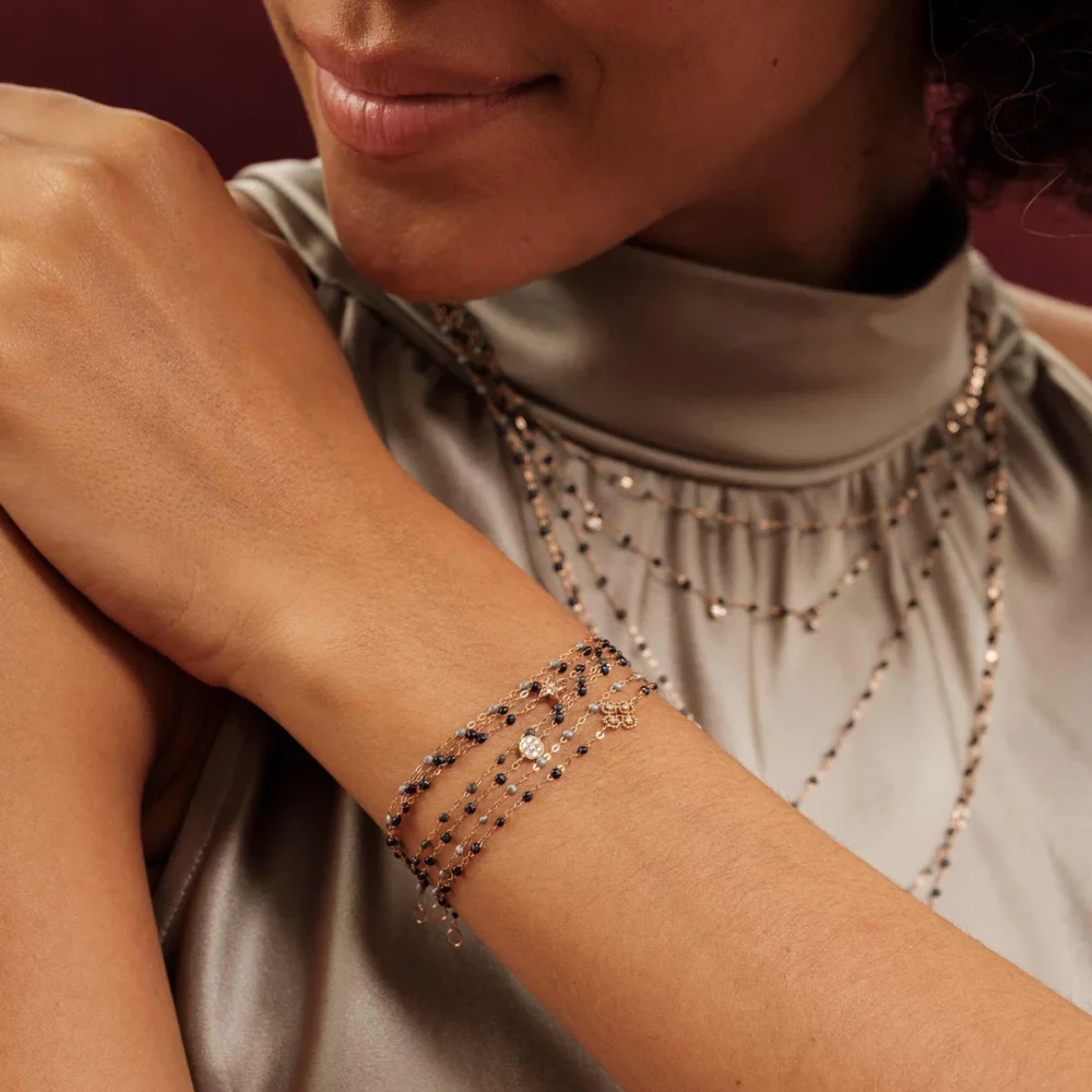 Gigi Clozeau - Bracelet trèfle or rose, résine noire diamants – Image 2